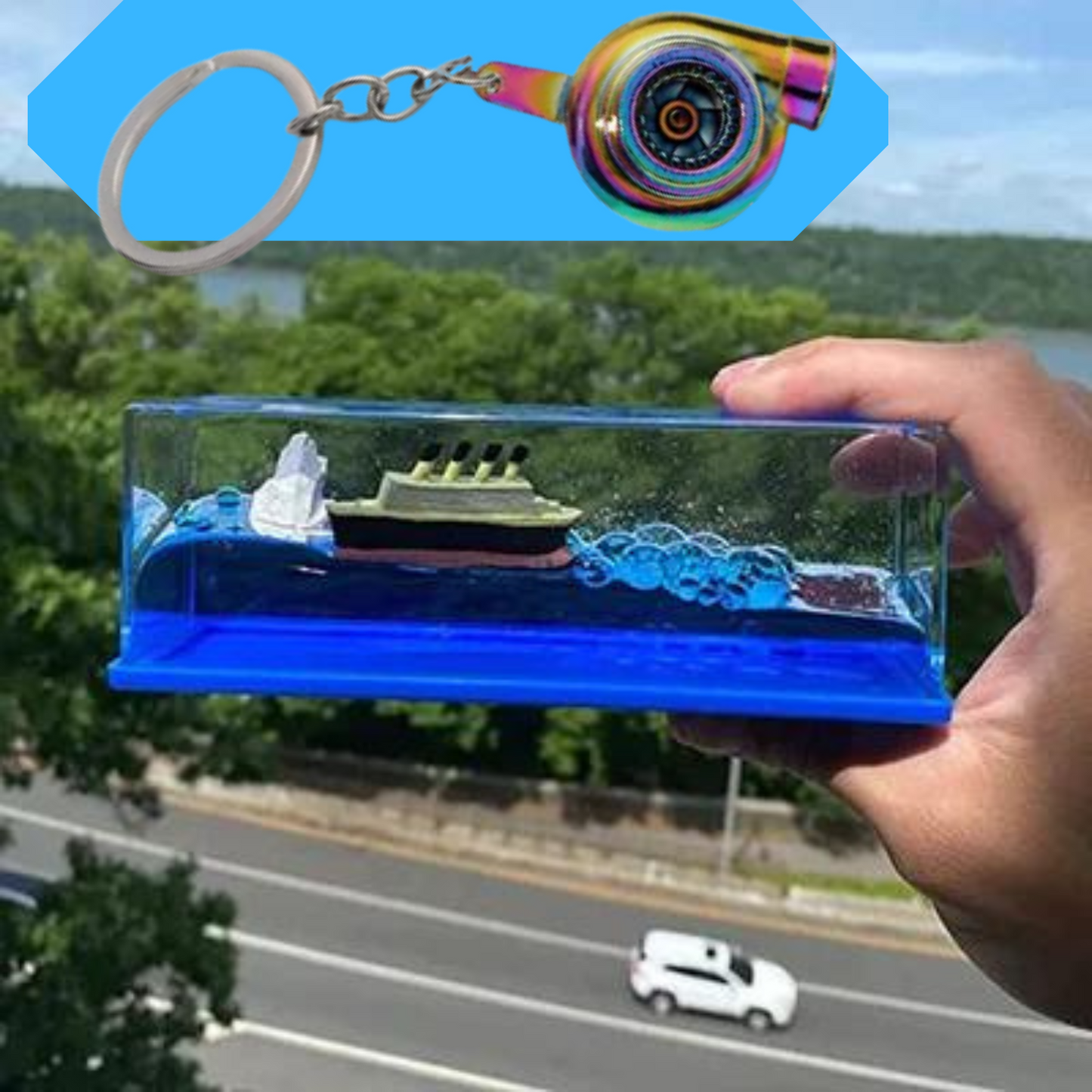 Titanic Cruise Ship + Free Turbo Keychain: Collectors' Combo